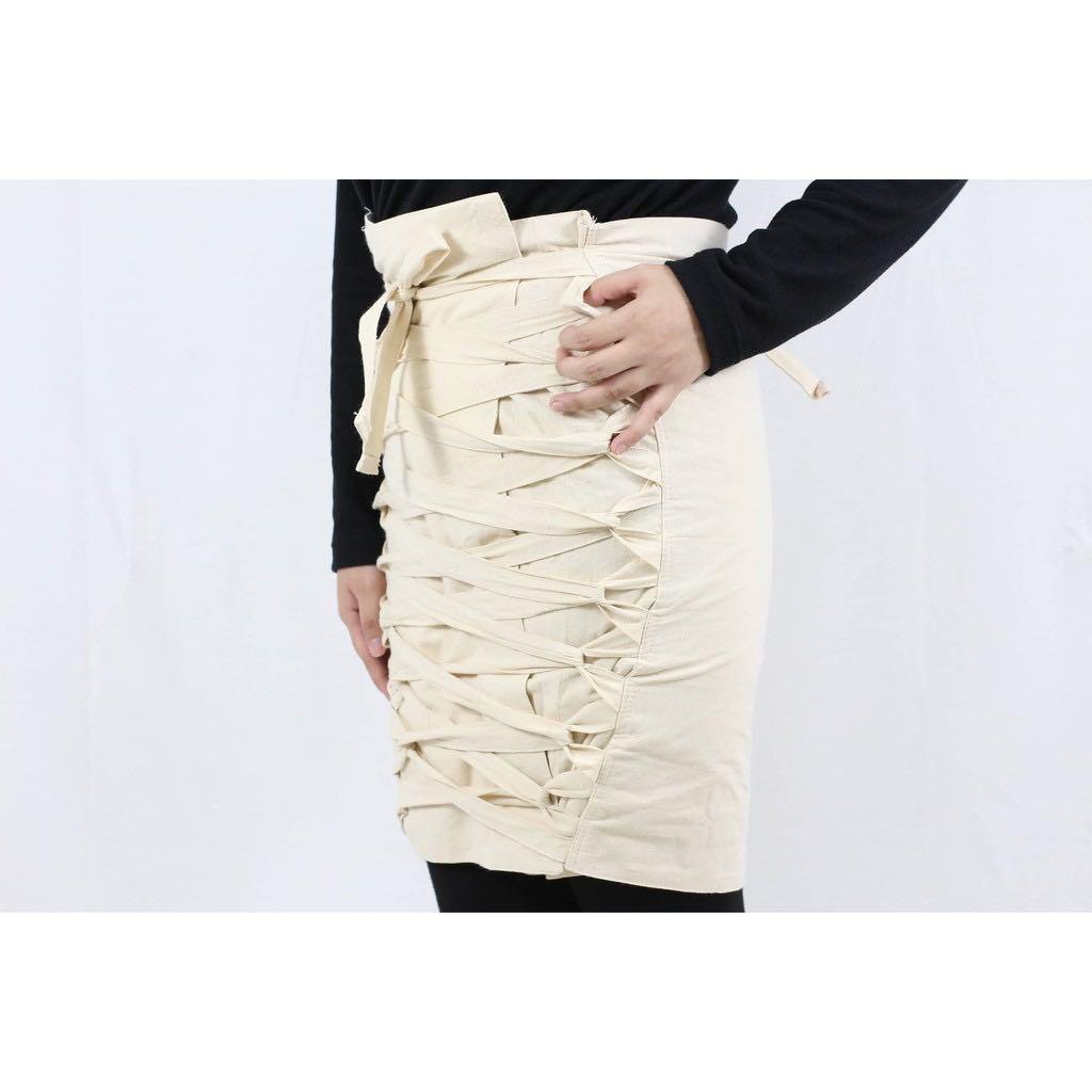 Postnatal Belly Wrap using Bengkung